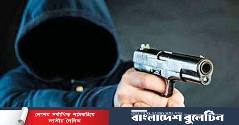 খুলনায় যুবক গুলিবিদ্ধ, এলাকায় চাঞ্চল্য