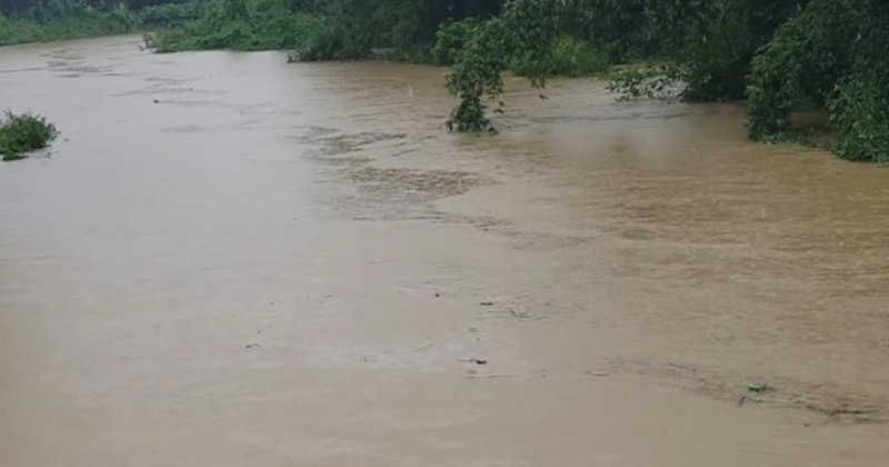 উজানের ঢল ও অব্যাহত বর্ষণে ফেনীতে বাড়ছে বন্যার শঙ্কা, প্রস্তুতিতে প্রশাসন