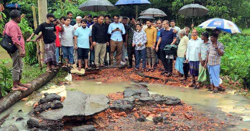 বন্যায় রাউজানের ভেসে গেছে সোয়া কোটি টাকার
