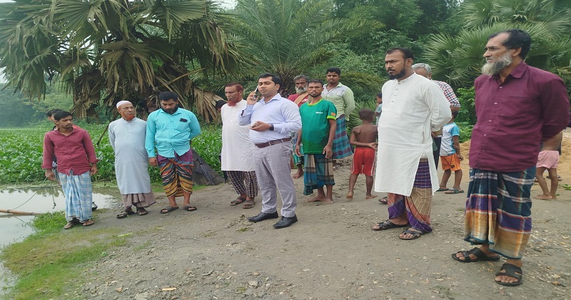মনোহরদীতে পানি বন্দী মানুষের পাশে এসির্ল্যান্ড সজিব মিয়া