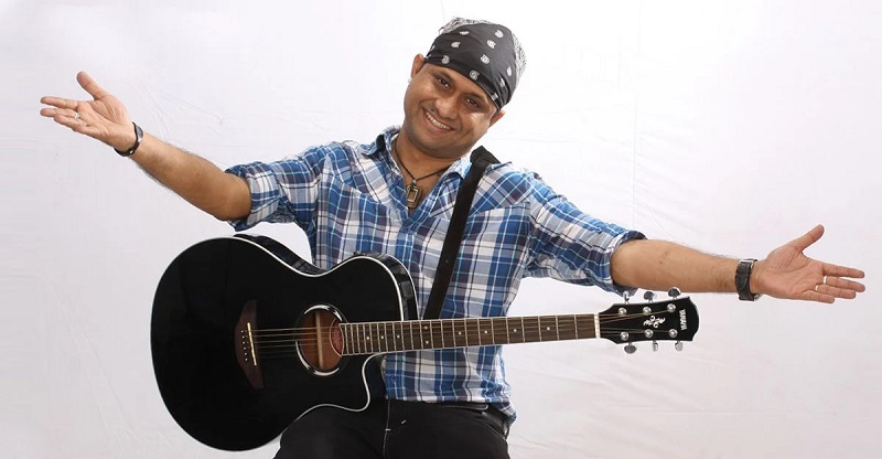 নতুন মৌলিক গানে এসআই টুটুল