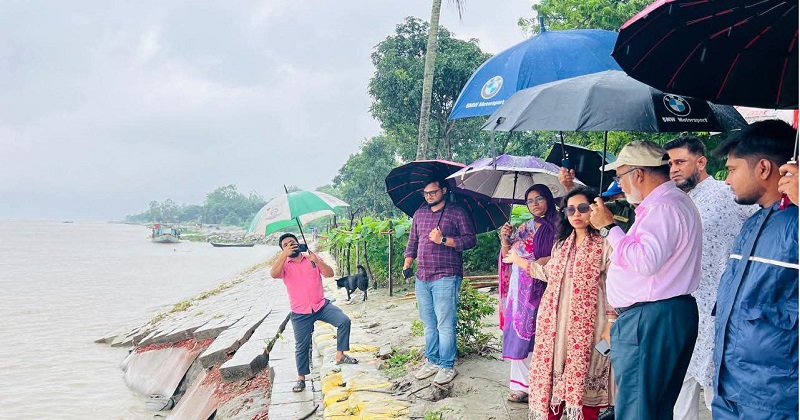 লৌহজংয়ে পদ্মার ভাঙন আতঙ্ক, নির্ঘুম রাত কাটছে