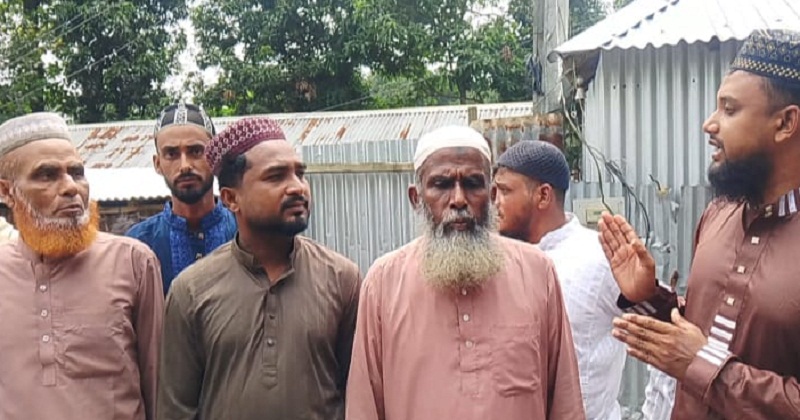 শ্রীপুরে মাদকবিরোধী গণপ্রতিবাদ, বস্তিতে গিয়ে চিহ্নিত কারবারিদের হুঁশিয়ারি