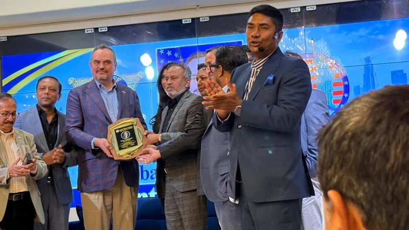 যুক্তরাষ্ট্রের অ্যাম্বেসির ফেসবুক ‘পেজ ফলোয়িংয়ে’ বাংলাদেশ শীর্ষে