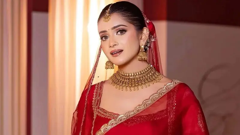 মানহানির অভিযোগে বিপাকে তানজিন তিশা