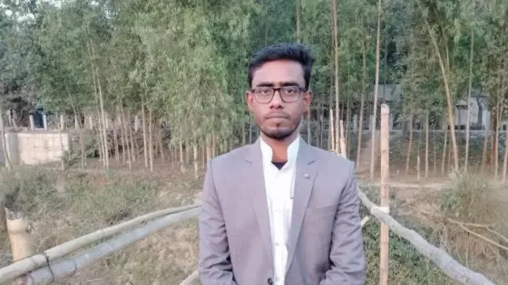 ট্রাক-মোটরসাইকেল সংঘর্ষে প্রাণ গেল কৃষি কর্মকর্তার
