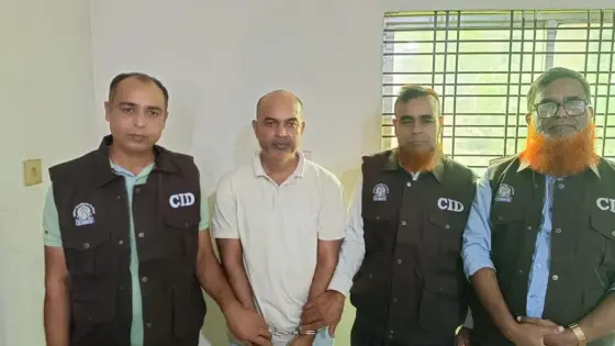 পালিয়ে থাকতে চঞ্চল বিশ্বাস থেকে হলেন সুজা বিশ্বাস, ১৩ বছর পর সিআইডির জালে
