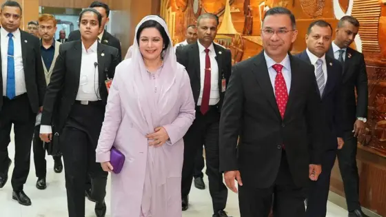 জাপানে চার দিনের সফর শেষে দেশে ফিরেছেন প্রধানমন্ত্রী